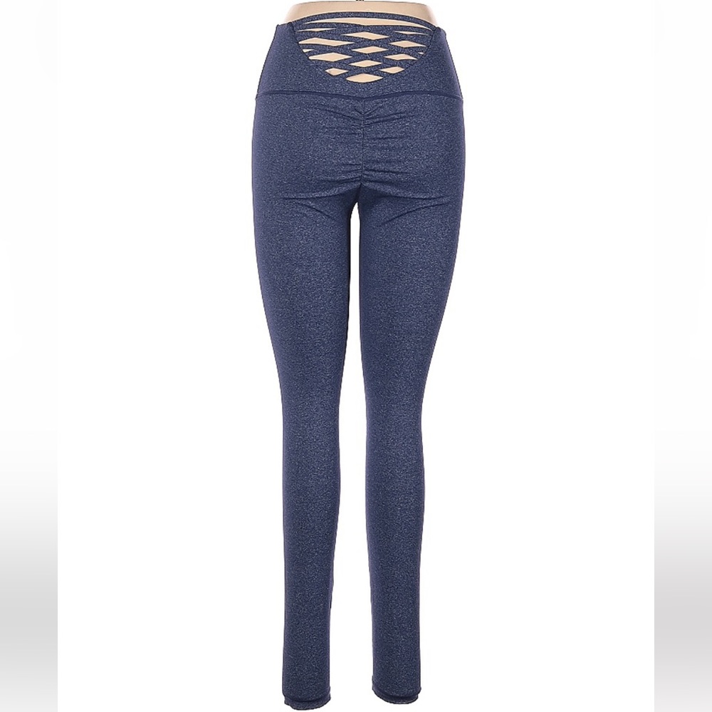 🎯NWOT Fit Booty Apparel Strappy Back Scrunch Legging Blue Size Small